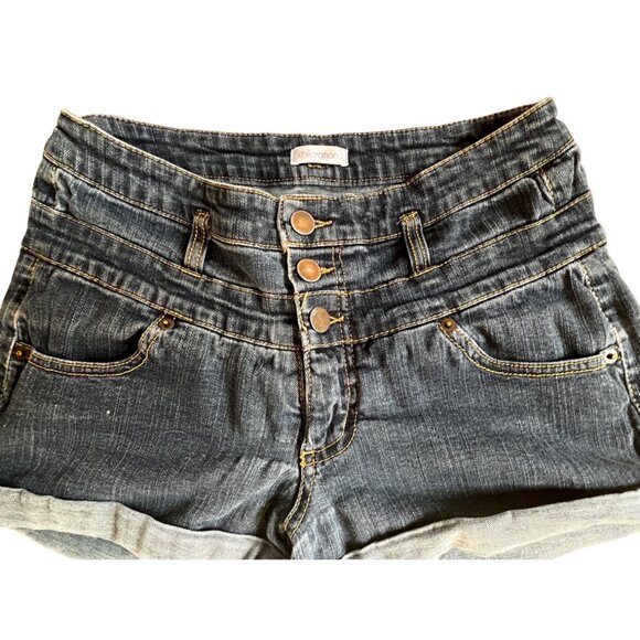 xhilaration Triple Button Front Denim Shorts Sz 6 (Small) Dark Wash - Picture 6 of 7